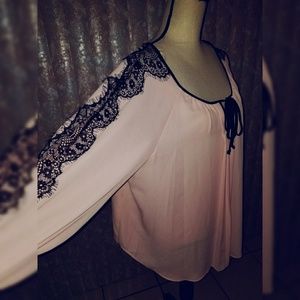 Blouse with black trim, Sz 1X